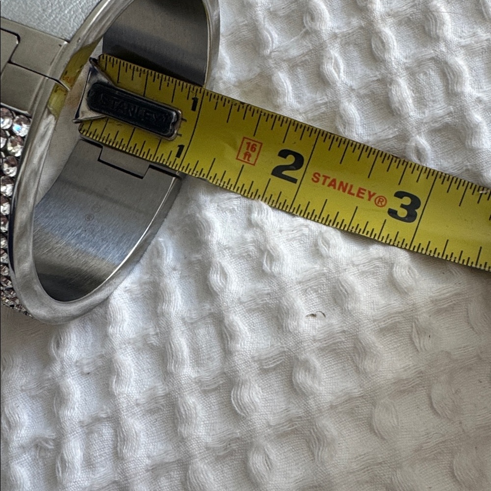 Swarovski Silver and Crystal Sparkle Bracelet authentic - Picture 10 of 11